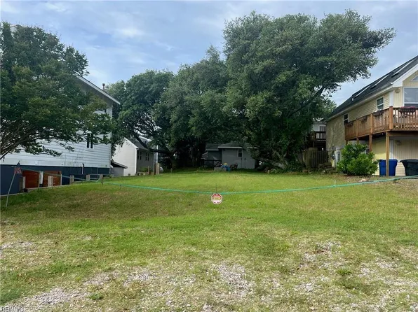 4471 Ocean View Ave, Virginia Beach, VA 23455