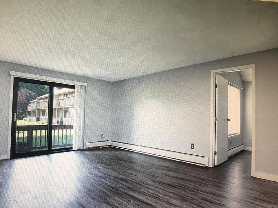 1st image of 24 Amato Dr