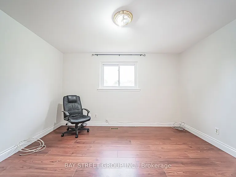 296 Killdeer St W — Photo 7