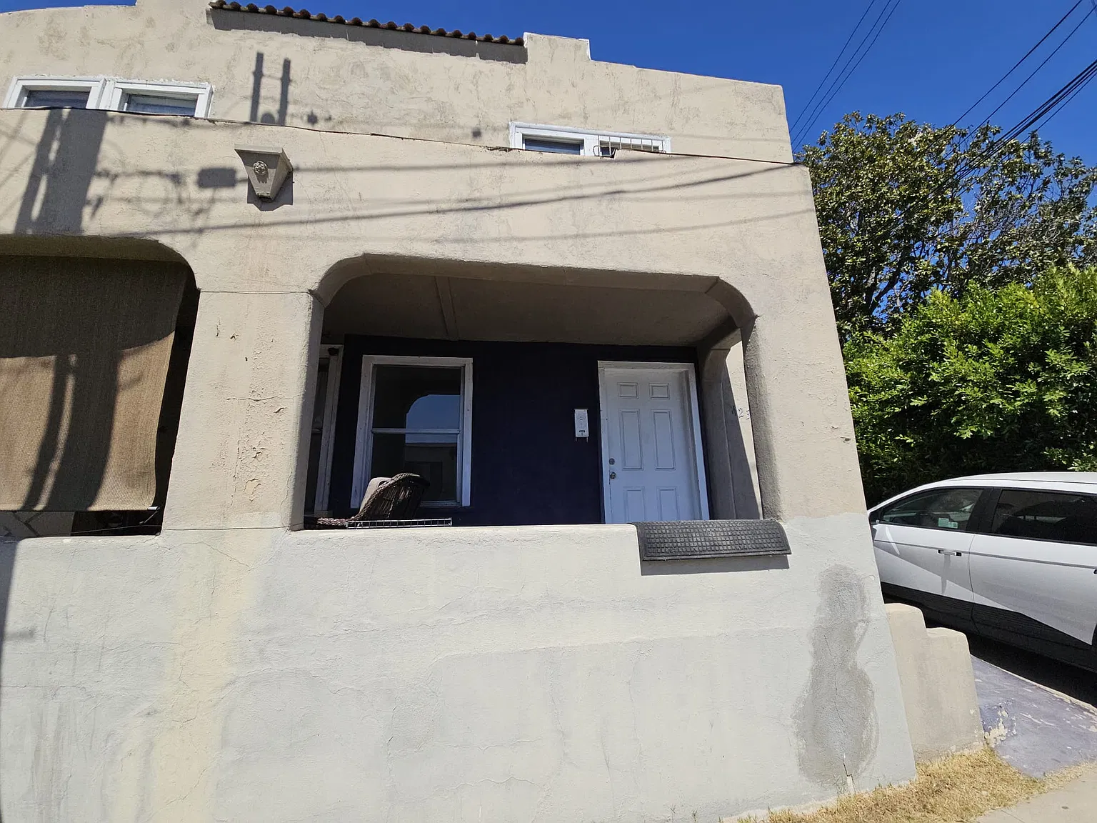 3 bed, 1400 sqft, $2,975 — Photo 2