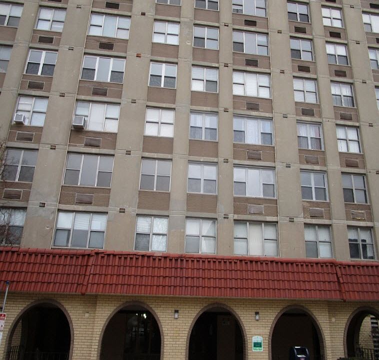 1st image of 4300 W Ford City Dr APT 509