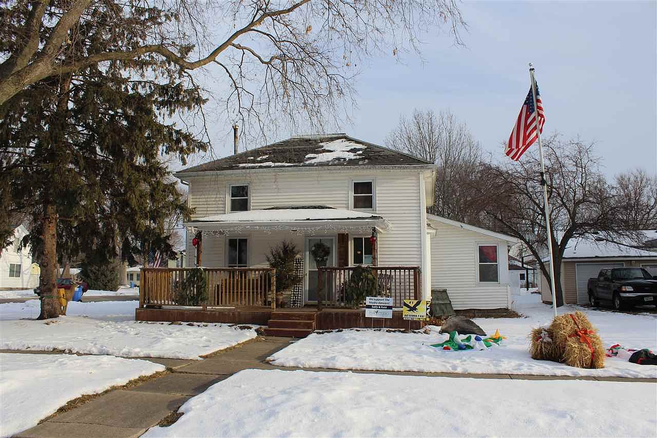123 W Water St, Shell Rock, IA 50670 Zillow