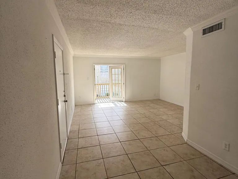 355 Wymore Rd #202 — Photo 5