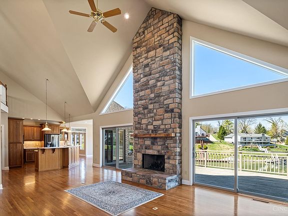 3rd image of 1398 Cliftmont Cir