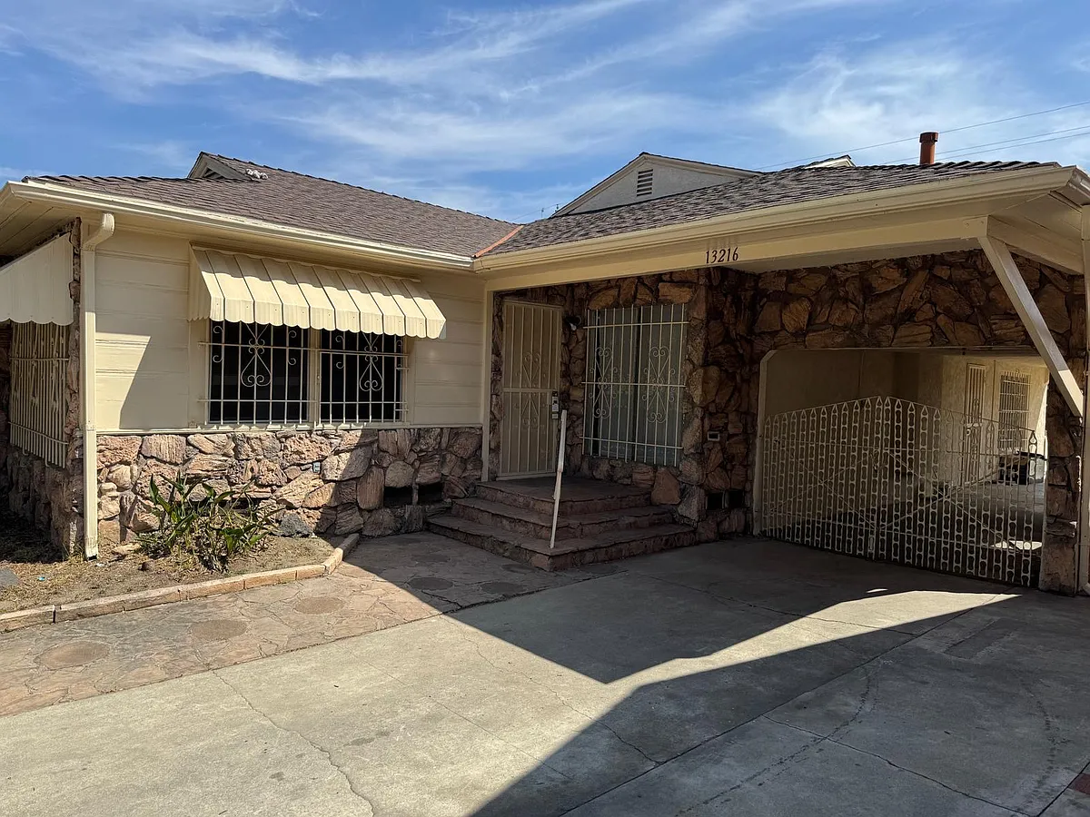 front view - 13216 McKinley Ave