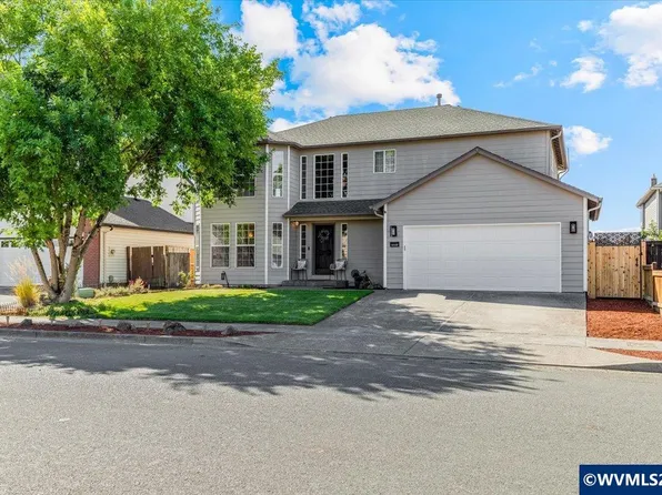 4468 Farm Field Ave NE, Salem, OR 97305