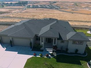 6757 W 23rd Ave, Kennewick, WA