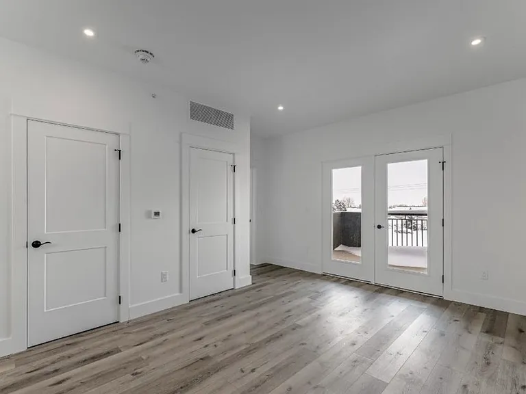 1602 Maple Ln #4C — Photo 8