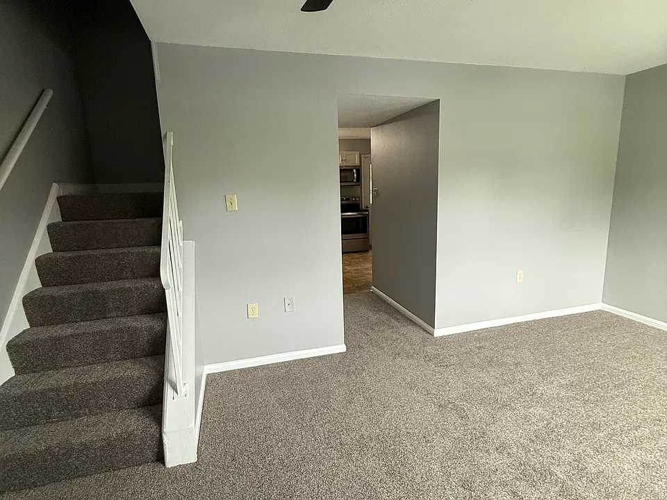 1081 Filbert St