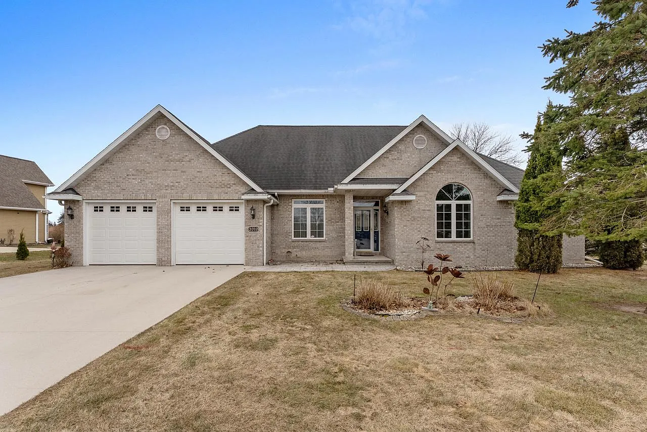 3919 Golfview DRIVE photo 1