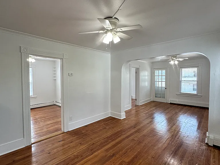 35 Maud St #2 — Photo 2