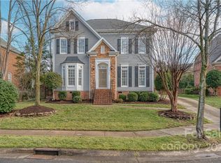 7205 Lutzen Way Ct, Charlotte, NC 28270