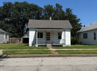 614 E 9th Ave, Hutchinson, KS 67501
