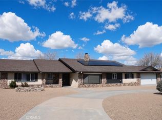 14010 Jicarilla Rd, Apple Valley, CA 92307
