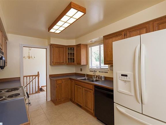 5th image of 2217 S Fruitland St