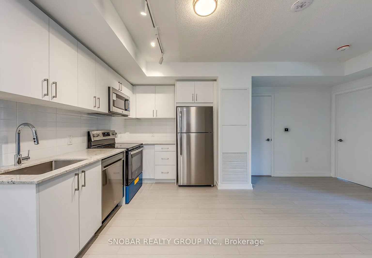 2 bed, $2,500 — Photo 3