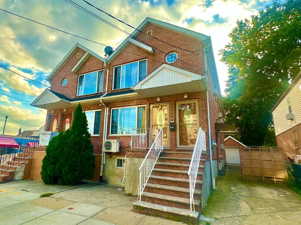 1422 121st St #1, Flushing, NY 11356