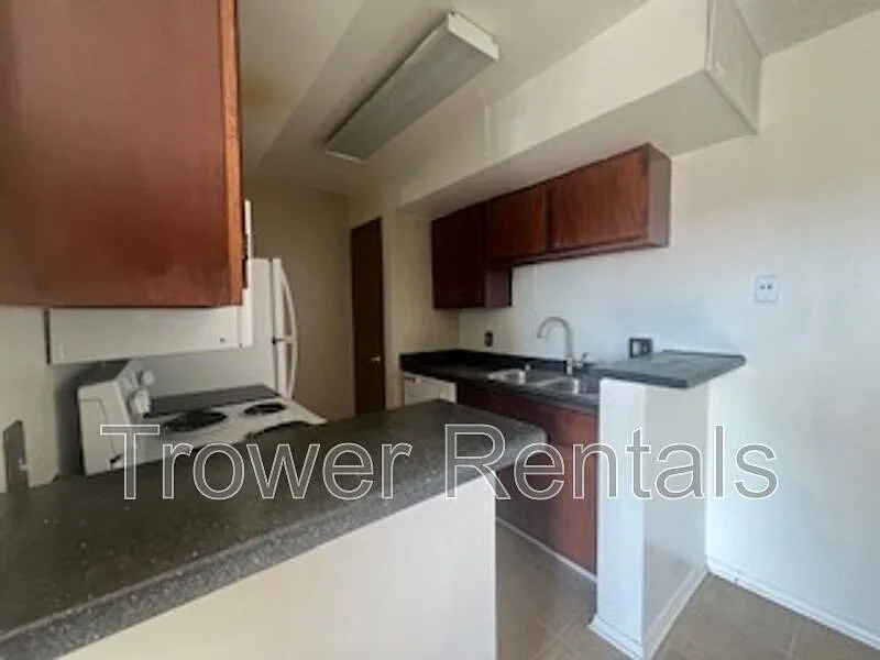 1 bed, 1.0 bath, 476 sqft, $850 — Photo 4