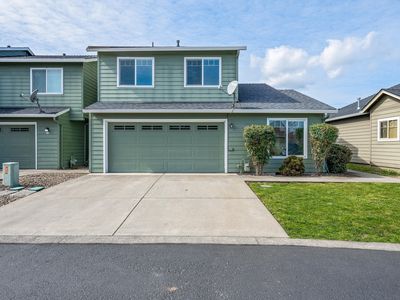 368 Live Oak Loop, Central Pt, OR, 97502