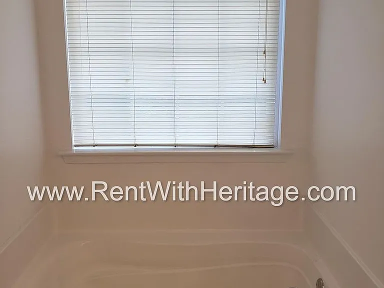 179 Parkview Ln — Photo 19
