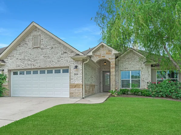 3509 Dovecote Ct, Bryan, TX 77808