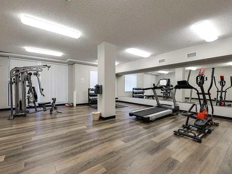 1144 Adamson Dr SW #204 — Photo 15