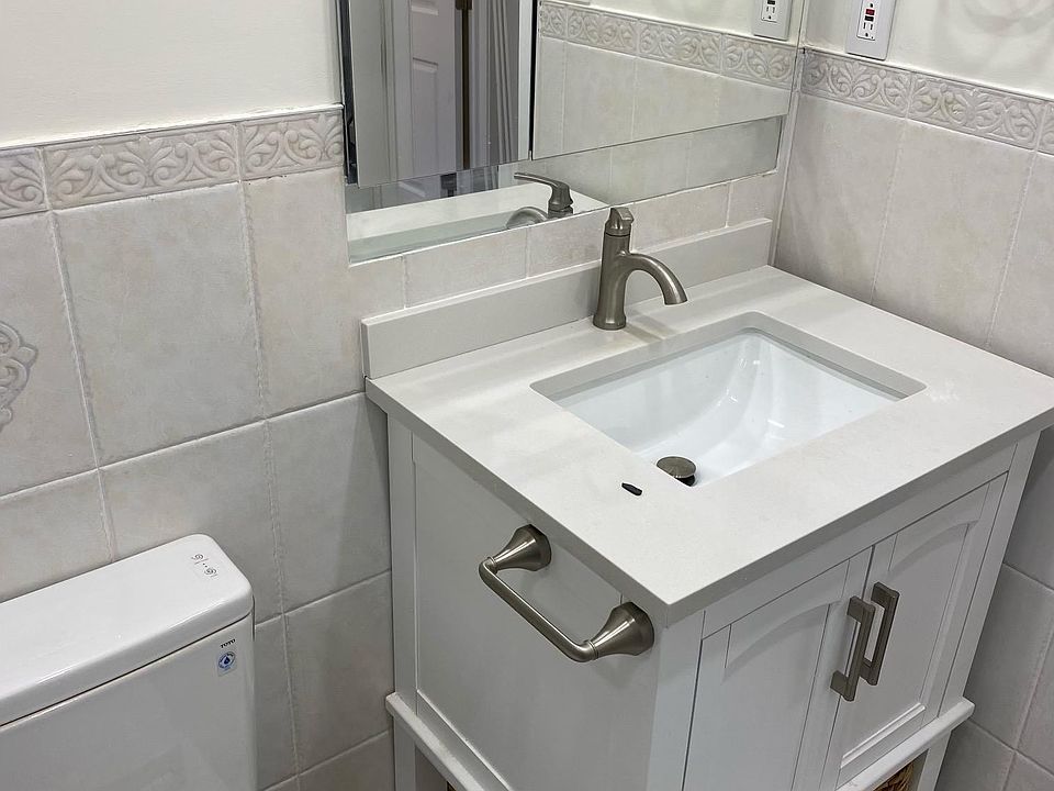 1st image of 116 Mann Ave #1