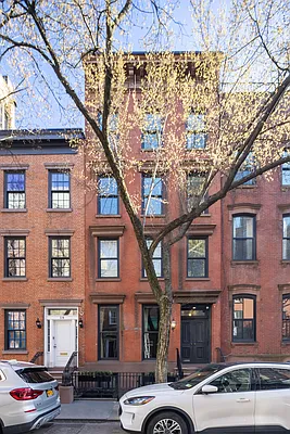 Sold by Compass | media 30