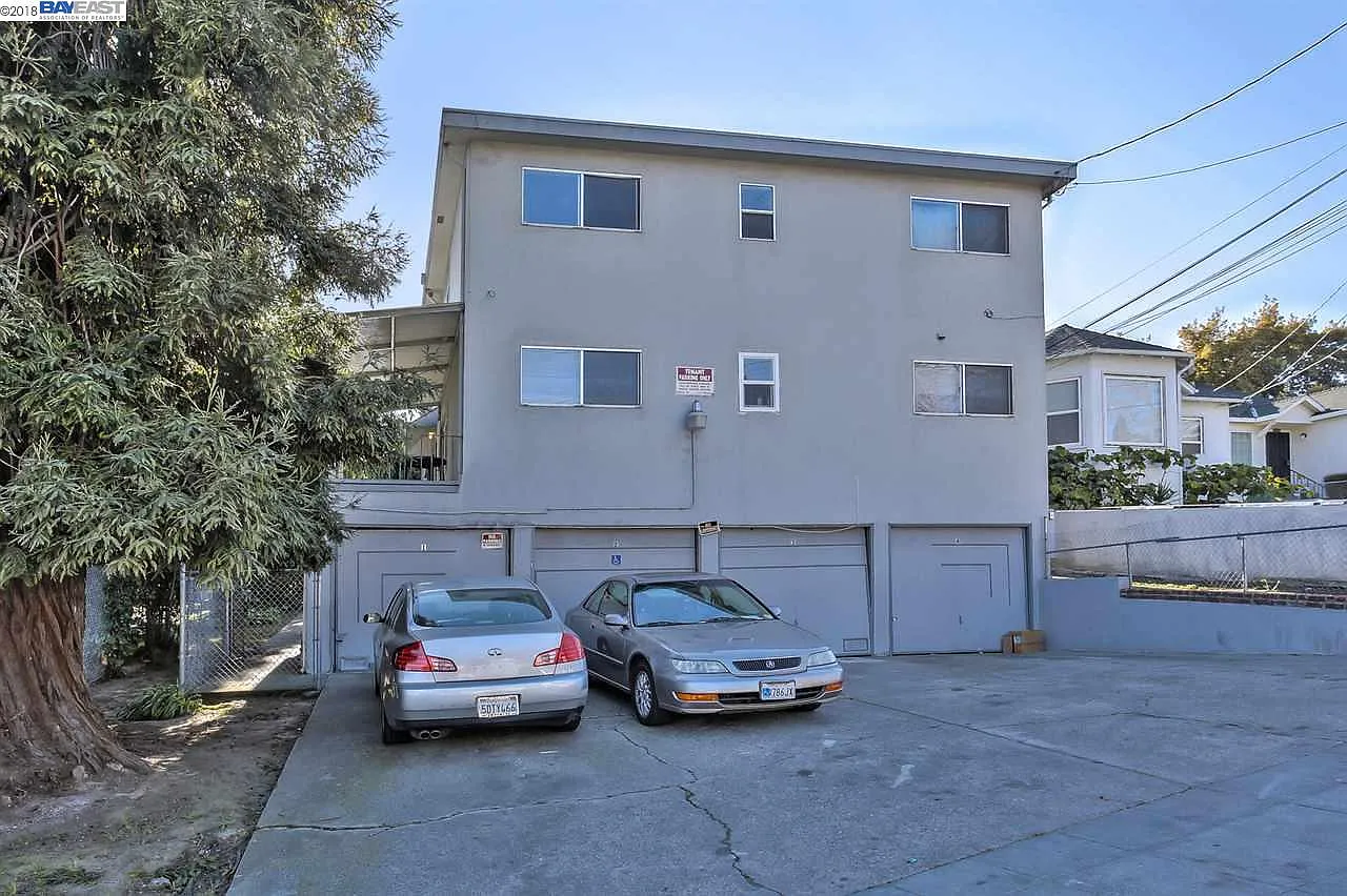 7021 Lacey Ave photo 1
