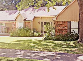 3305 Shelby St, Memphis, TN 38134