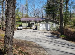 6706 Riverside Dr, Caseville, MI 48725