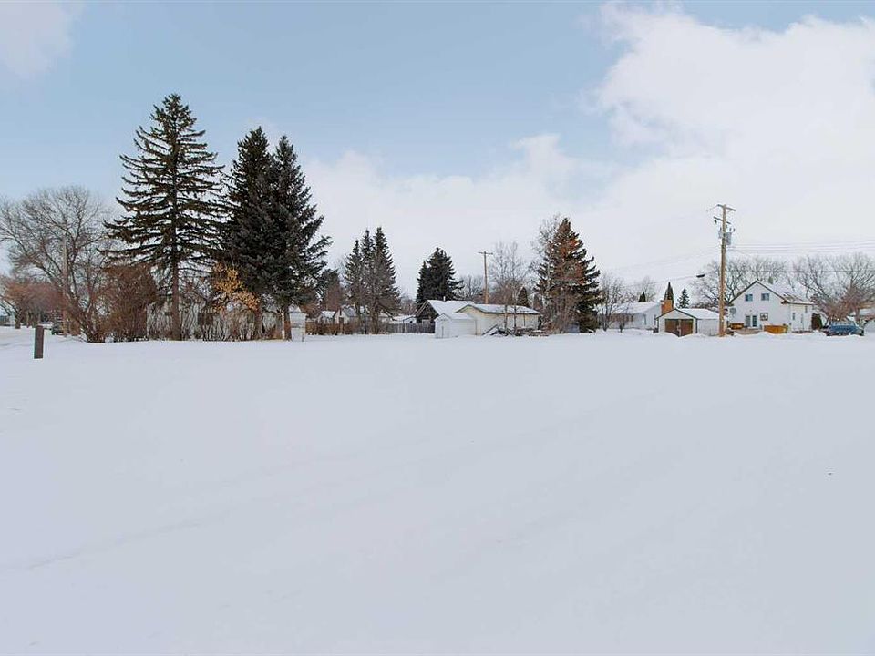 2nd image of 5124 53rd Ave