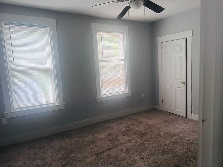 2nd bedroom from entrance view.