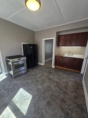 330 Purchase St #2 Photo 1