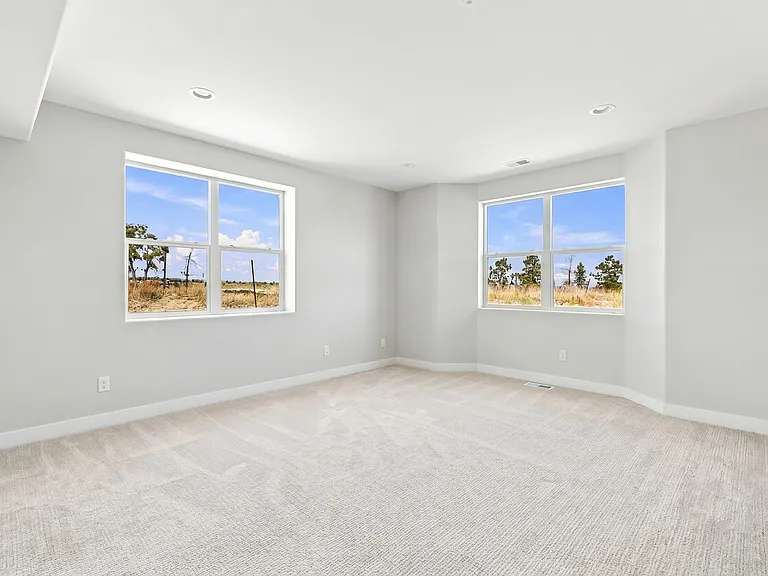 1095 Sage Rd — Photo 31