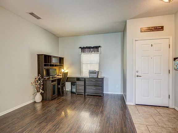 3rd image of 18636 W Sunnyslope Ln