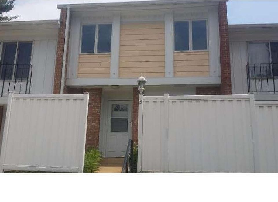 1st image of 3 Dekalb Sq