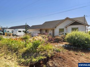 891 N 12th St, Philomath, OR 97370