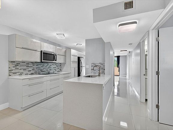 2nd image of 7451 NW 16th Street #407