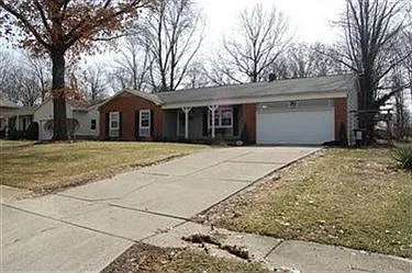 627 Forestridge Dr photo 1