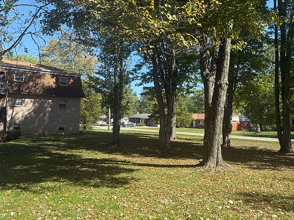3rd image of 3935 Wilma Ct #207