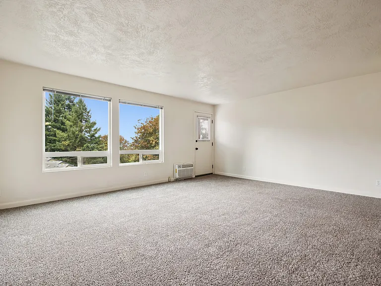 Fairmount Park Apartments — Photo 10