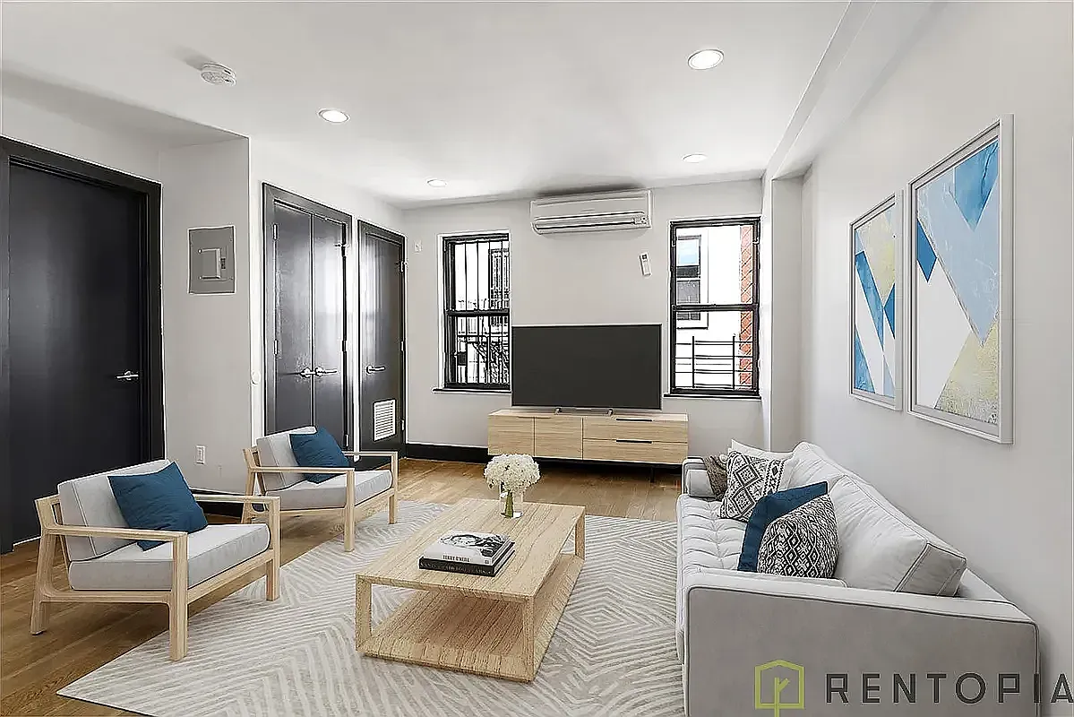 Building Photo - 202 Scholes St #3D