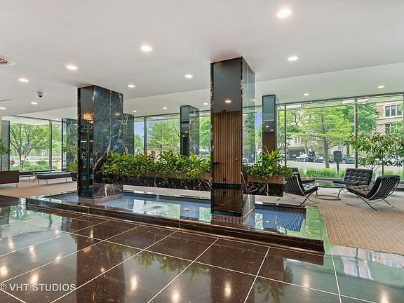 2nd image of 3900 N Lake Shore Dr APT 5H