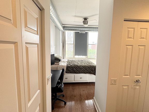 5th image of 1001 W Madison St APT 608