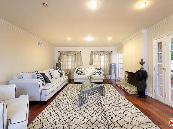 4th image of 3600 Green Vista Dr