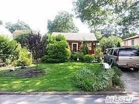 1st image of 14 Laurel Pl