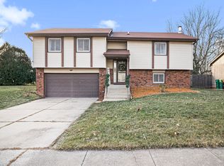 7398 Wright St, Merrillville, IN 46410