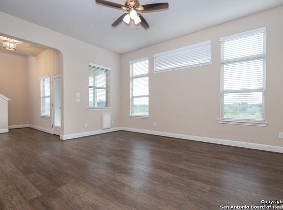 5th image of 8539 Desert Cove Dr