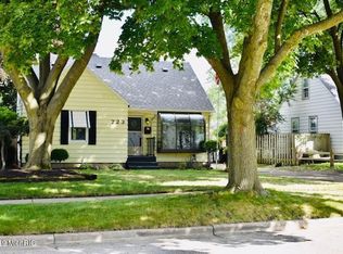 723 Cricklewood St SW, Wyoming, MI 49509